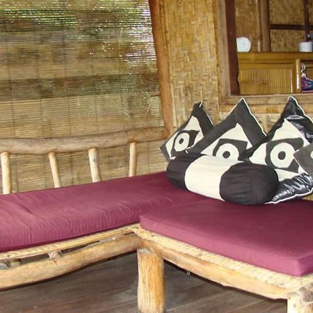 Flower Bud Bungalow Pecatu  Exterior photo