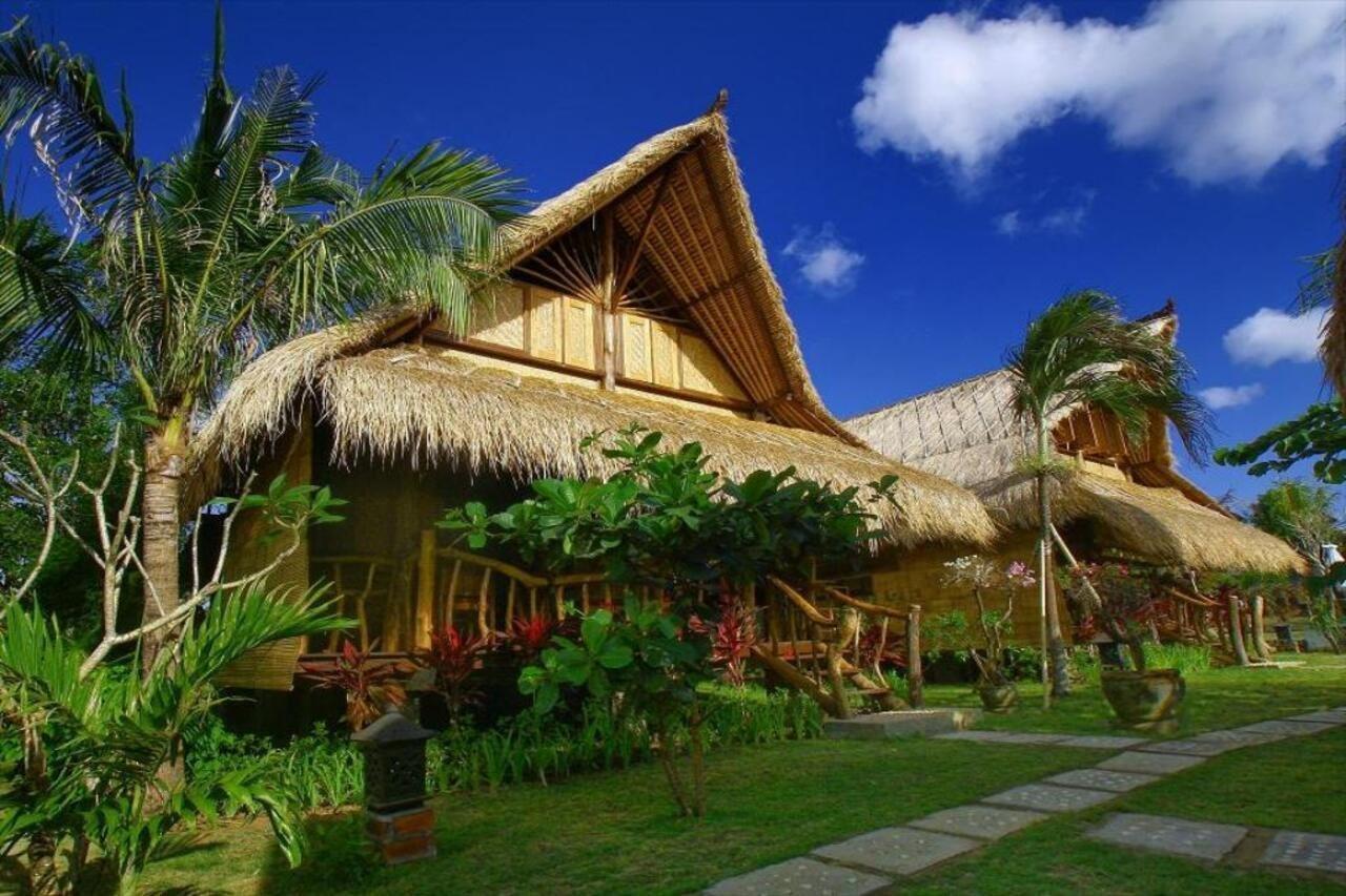 Flower Bud Bungalow Pecatu  Exterior photo