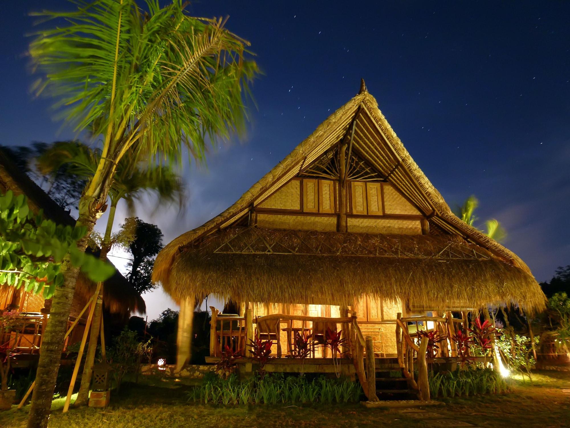 Flower Bud Bungalow Pecatu  Exterior photo