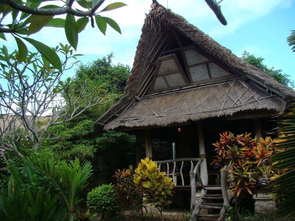 Flower Bud Bungalow Pecatu  Exterior photo