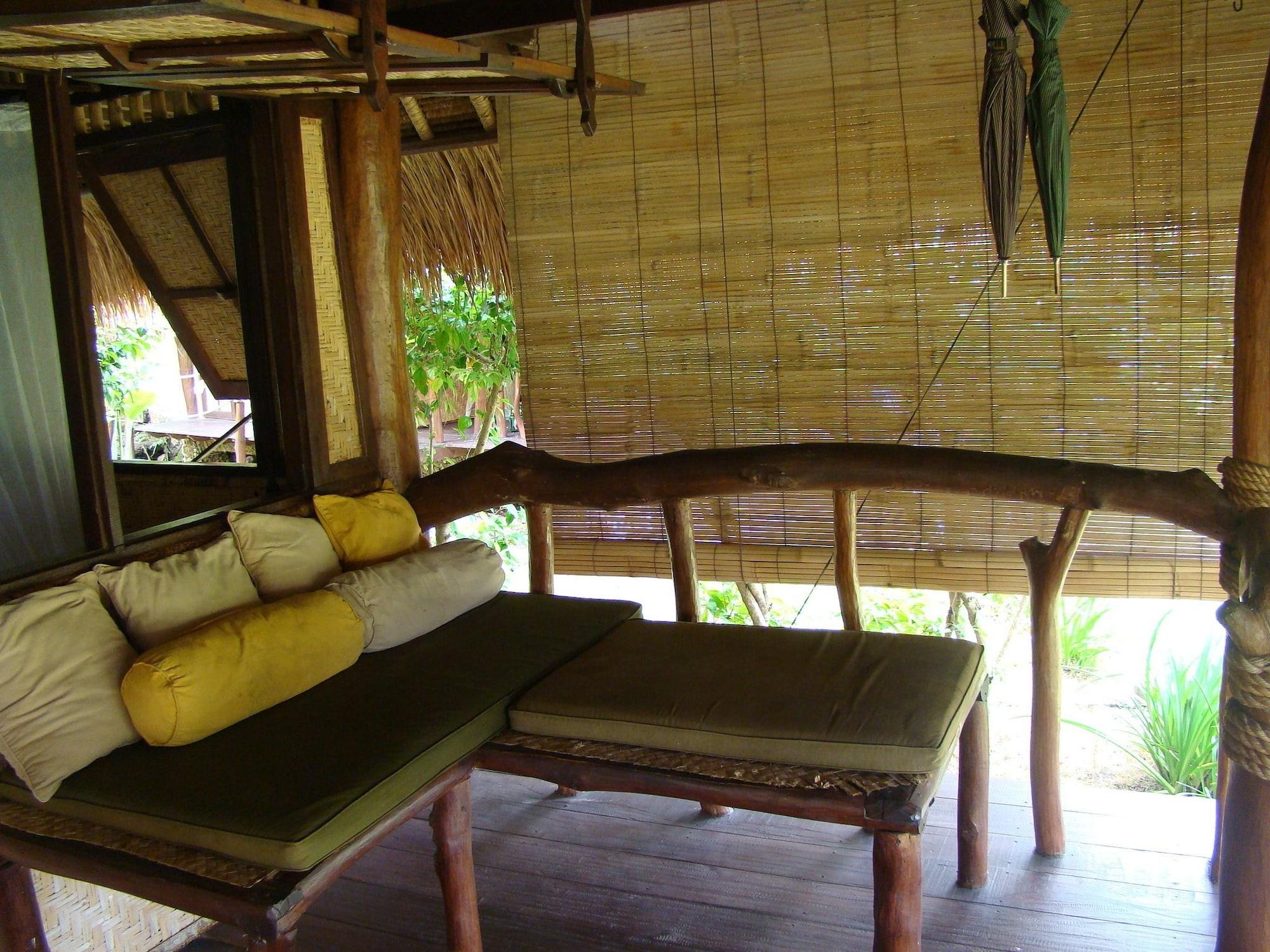 Flower Bud Bungalow Pecatu  Exterior photo