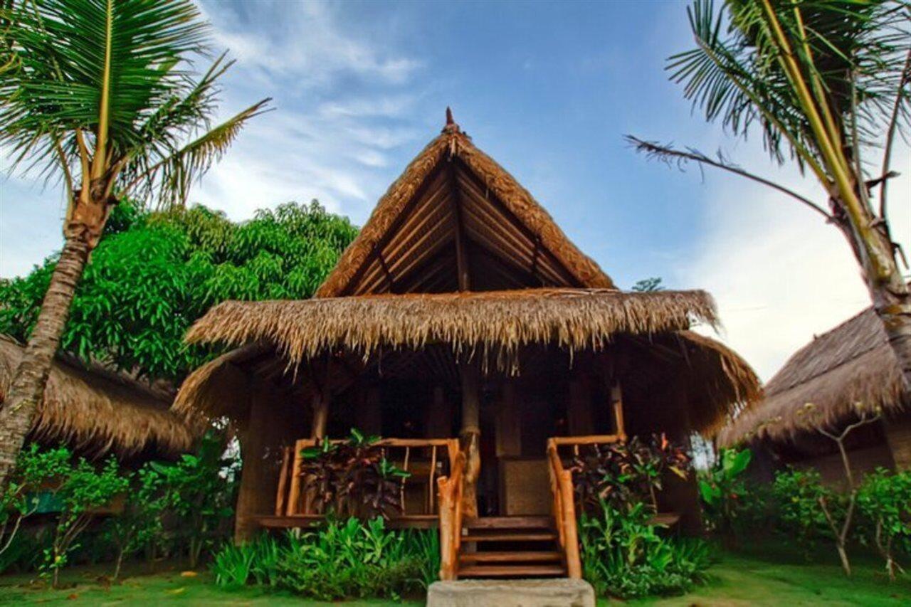 Flower Bud Bungalow Pecatu  Exterior photo