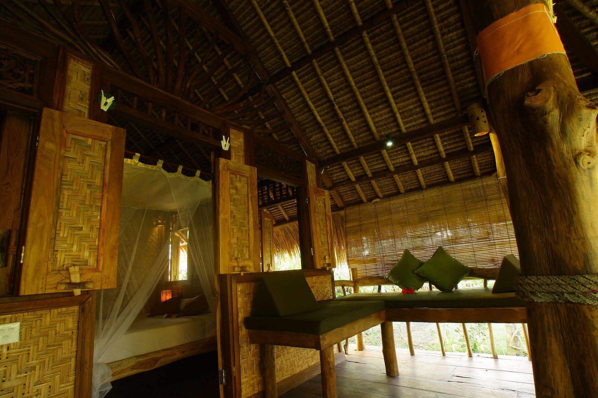 Flower Bud Bungalow Pecatu  Exterior photo